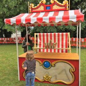 Dosenwerfen im Nostalgie-Spielstand mieten